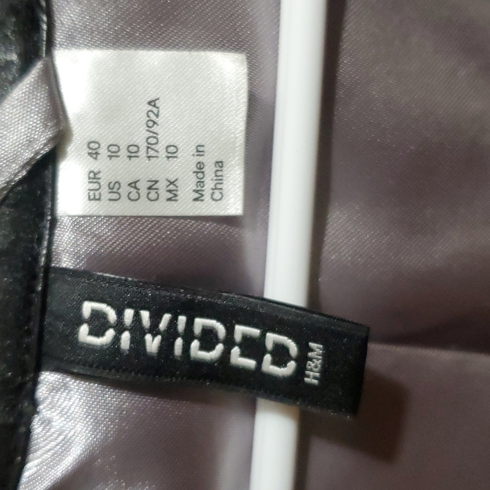Woman jacket - Picture 9 of 10